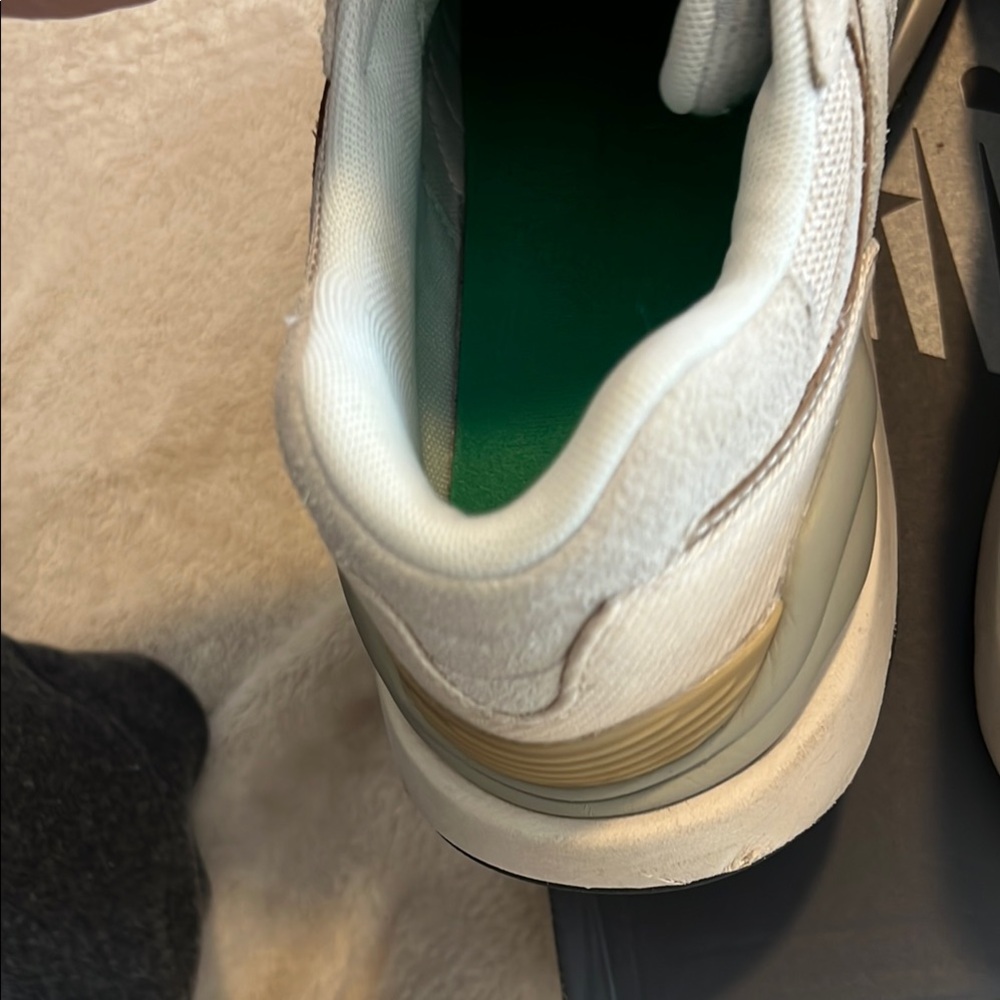 New Balance Unisex Running Shoes - M5740GRM - Picture 10 of 11